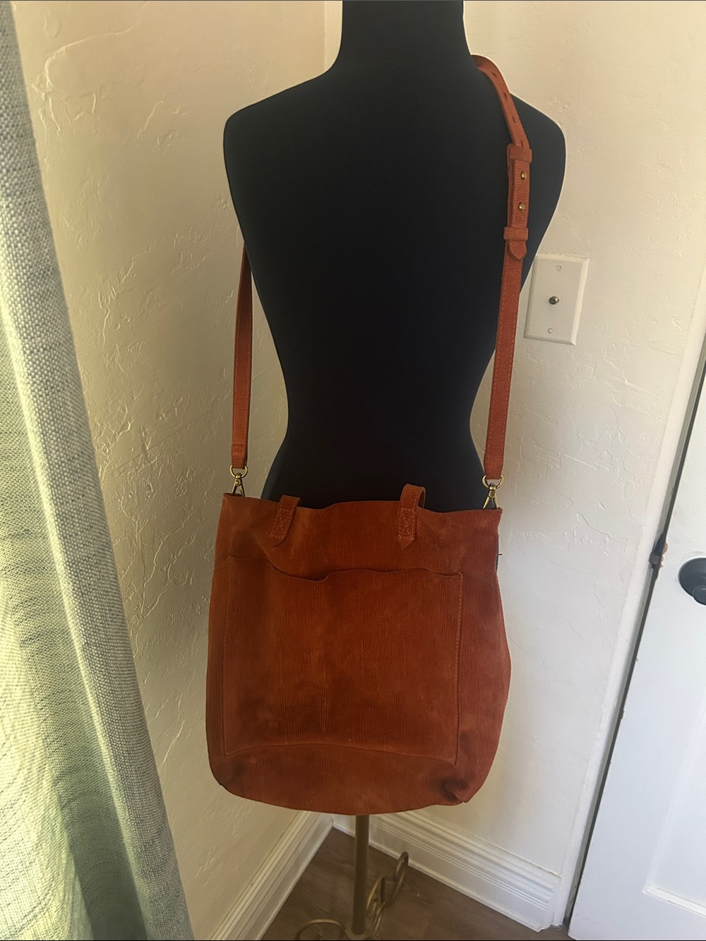 Crossbody Tote Bag in Burnt Orange